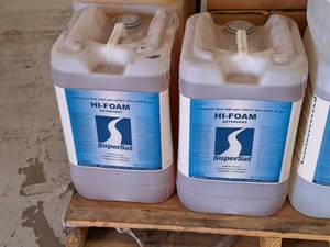 lot 562 image: Lot of (2) DuBois Blendco Systems SuperSat Hi-Foam Detergent Vehicle Cleaner 110806 6-gallon Plastic Jug
