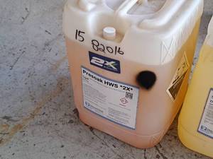 lot 599 image: Lot of (1) Diamond Shine Presoak HWS 2X Double Diamond Hard Water Alkaline Cleaner D133 5-gallon Plastic Jug
