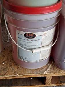 lot 853 image: Lot of (1) C.A.R. Products Radiance Low pH Car Wash Hi Foaming Acidic Detergent 5-gallon Plastic Pail