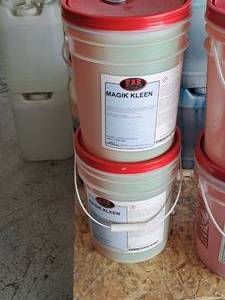 lot 855 image: Lot of (2) C.A.R. Products Magik Kleen Foaming Detergent 5-gallon Plastic Pail
