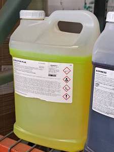 lot 878 image: Lot of (1) Chem Quest Evolution Plus Alkaline Presoak 2.5-gallon Plastic Jug