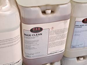 lot 515 image: Lot of (4) DuBois C.A.R. Products Maxi Clean Biodegradable Automotive and Industrial DegreaserCleaner 5-gallon Plastic Jug