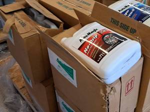 lot 456 image: Lot of (2 Boxes) Auto Magic No-Drip WheelTire Cleaner 501711 1-gallon Plastic Jug 4-count ( 8 total items )