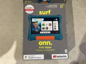 lot 314 image: Surf Onn. 8 Kids Tablet, 32GB, (2024 Model)