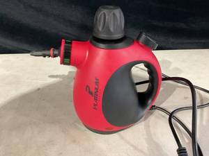 lot 320 image: Platinum Deep Cleaning Pressurized Steamer Tool