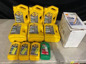 lot 349 image: LOT OF Motor Oil