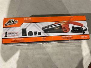 lot 369 image: Armor All 12V Handheld Car Vacuum,AA12V1 0902