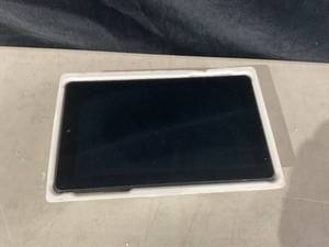 lot 618 image: Surf Onn. 8 Tablet, 32GB, (2024 Model)