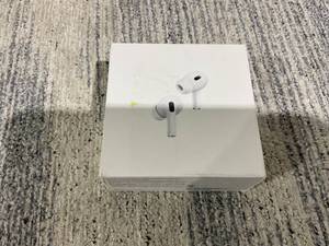 lot 137 image: Air Pods Pro (2nd Generation)