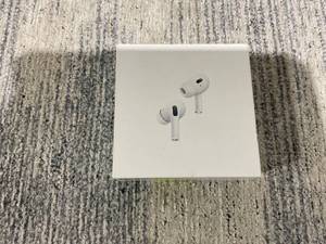 lot 138 image: Air Pods Pro (2nd Generation)