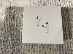 lot 174 image: Air Pods (3rd Generation)