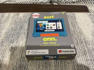 lot 185 image: Surf Onn. 8 Kids Tablet, 32GB, (2024 Model)
