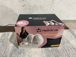 lot 54 image: Tommee Tippee Double Wearable Breast Pump