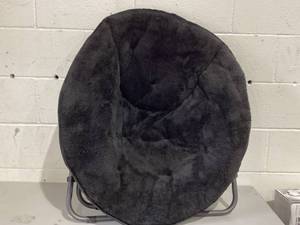 lot 443 image: Mainstays Plush Saucer Chair, Black