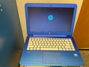 lot 18 image: HP Stream Laptop 11 Intel Celeron, Blue ISSUE