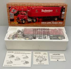lot 124 image: Ertl Collectibles Prestige Series Diecast  1954 GMC Series 950 Coin Bank (NIB)