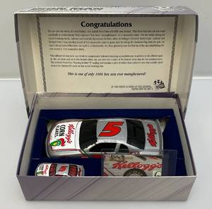 lot 133 image: 124 Scale Bank 164 Scale Car Presspass Die-Cast Limited Edition  1231996 Iron Man Commemorative Set (NIB)