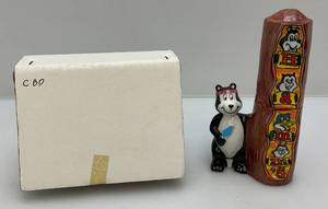 lot 164 image: Hamms Beer Bear Totem Pole Salt & Pepper Shakers
