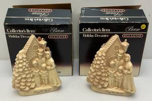 lot 170 image: Jim Beam Collectors Item Holiday Decanters (Empty)