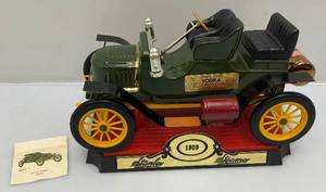 lot 181 image: Vintage Jim Beam Stanley Steamer Decanter (Empty)