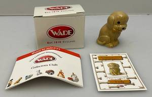 lot 249 image: WADE 4 Year Loyalty Piece (Truly) NIB