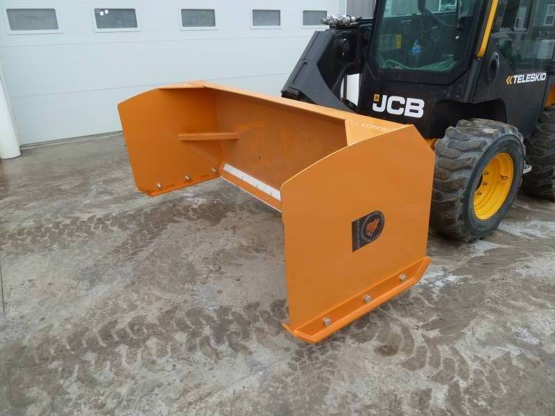 Wolverine Snow Box Blade 84