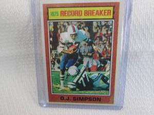 lot 10 image: 1976 Topps O.J. Simpson Record Brea...