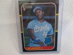 lot 18 image: 1987 Donruss Bo Jackson Rookie Card...