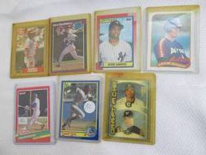 lot 20 image: Assorted Baseball Rookie Cards ...