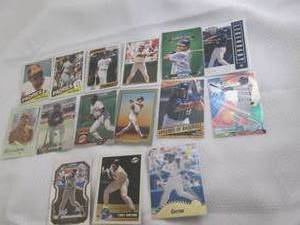lot 53 image: Assorted Tony Gwynn Cards...