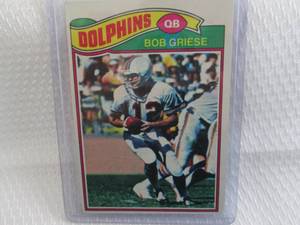 lot 79 image: 1977 Topps Bob Griese Card...