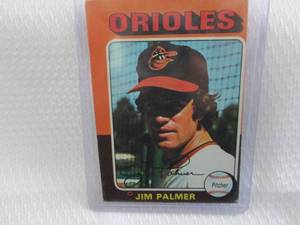 lot 107 image: 1975 Topps Jim Palmer Card...