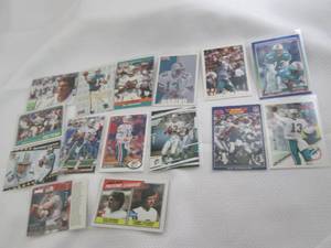lot 118 image: Assorted Dan Marino Cards...