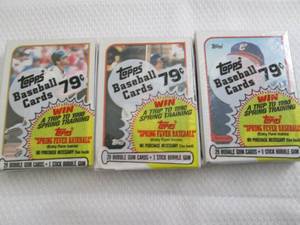 lot 166 image: 3 1989 Topps Cello Baseball Packs...