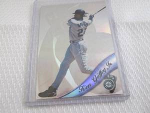 lot 212 image: 1999 Topps Ken Griffey JR All Matri...