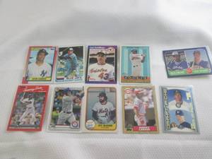 lot 232 image: Assorted Baseball Rookie Cards...