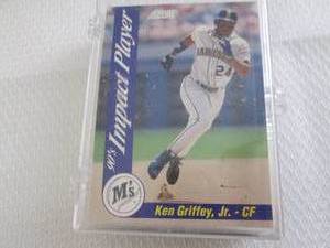 lot 240 image: 1992 Score Baseball Impact Player S...