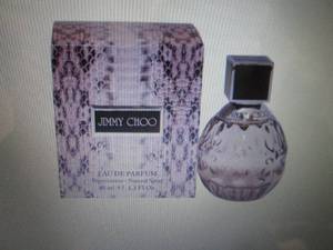lot 290 image: Jimmy Choo Eau De Parfum Spray - 1....