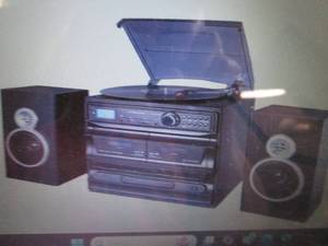 lot 327 image: Trexonic Home Stereo System with Tu...