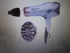 lot 331 image: Revlon Ionic Ceramic 1875W Hair Dry...