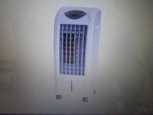 lot 352 image: SPT Portable Evaporative Air Cooler...