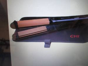 lot 356 image: CHI Classic 3-in-1 Smooth, Curl and...