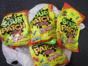 lot 362 image: 6- 7.2 oz Sour Patch Kids Extreme...
