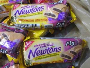 lot 413 image: 12- 2.0 oz Fig Newtons...