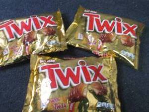 lot 419 image: 3- 10.83 oz Twix Fun Size...