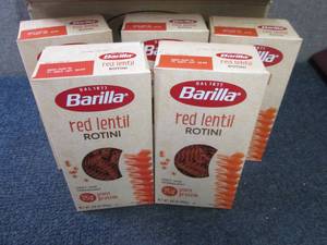 lot 439 image: 5- 8.8 oz Barilla Red Lentil Rotini...