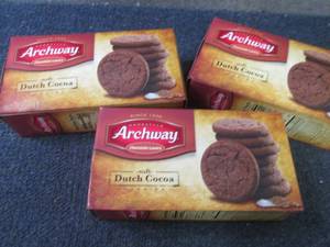 lot 467 image: 3- 8.75 oz Archway Soft Dutch Cocoa...