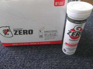 lot 487 image: 8- 10 ct Watermelon Gatorade Zero T...