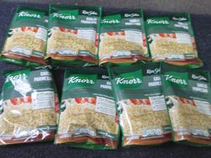 lot 503 image: 8- 5.2 oz Knorr Garlic Parmesan Ric...