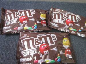lot 520 image: 3- 10.53 oz M&Ms Fun Size...